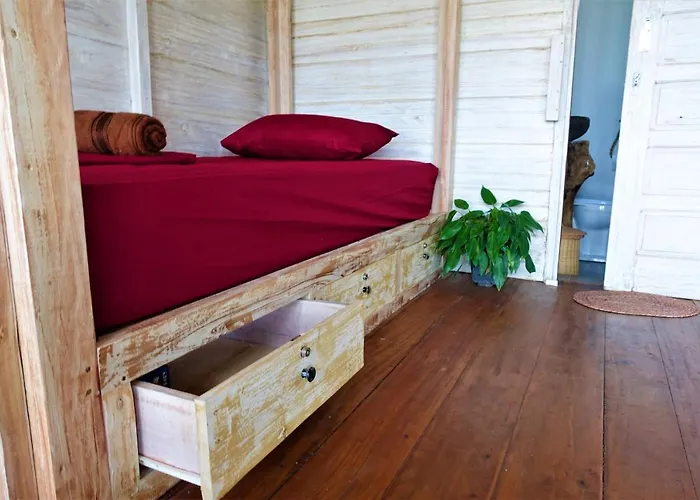Hostal Hightide Surfhouse Airsatang